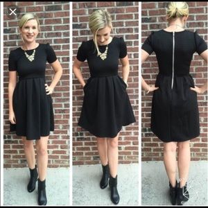 Black dress w/ pockets // LLR Amelia